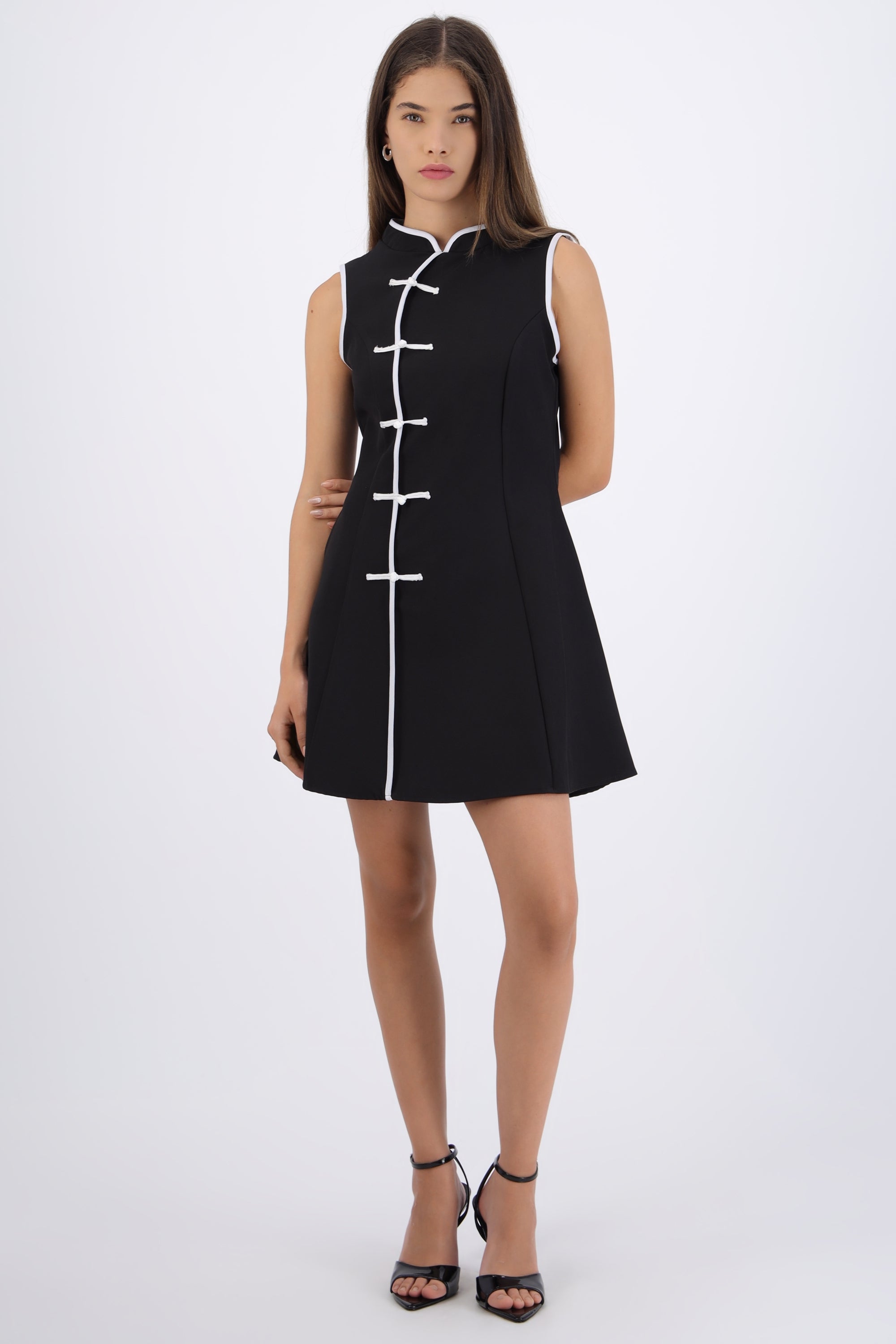 Vestido mini alamares