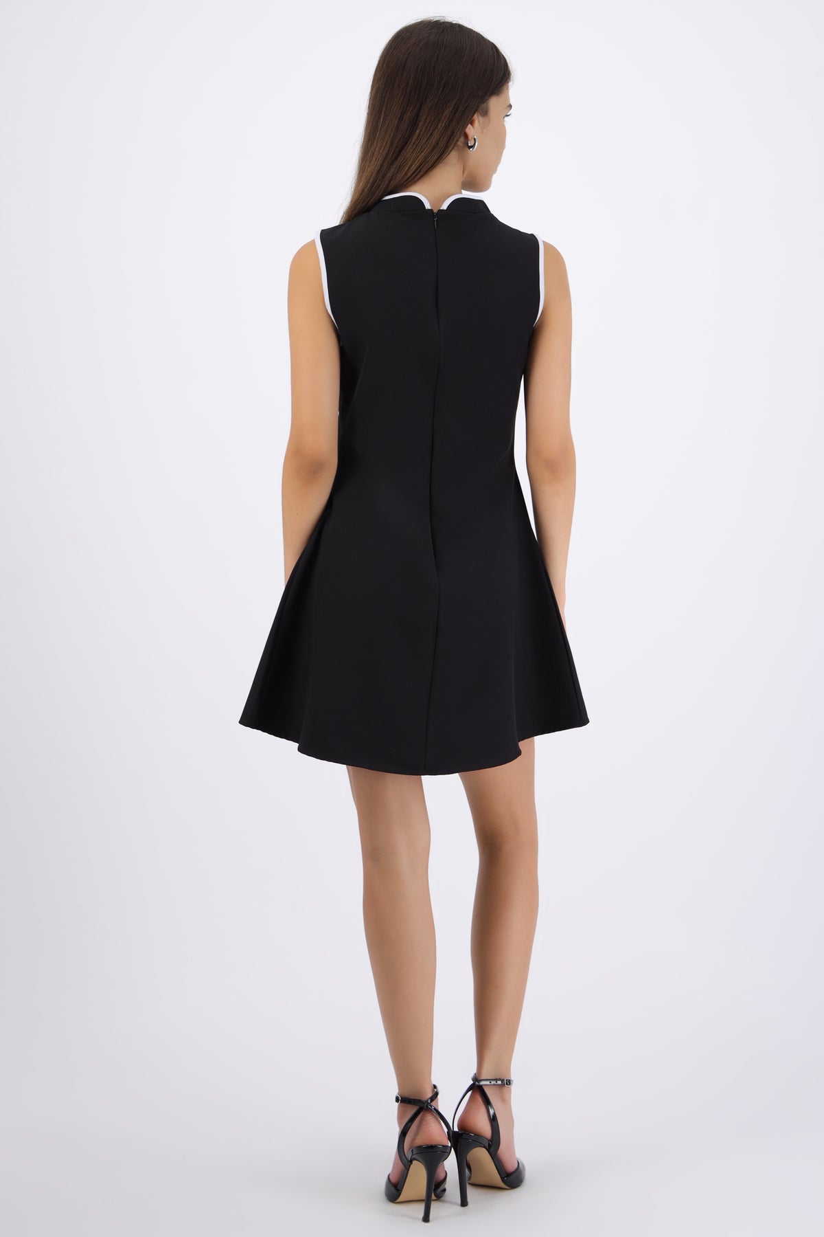 Vestido mini alamares NEGRO BLANCO