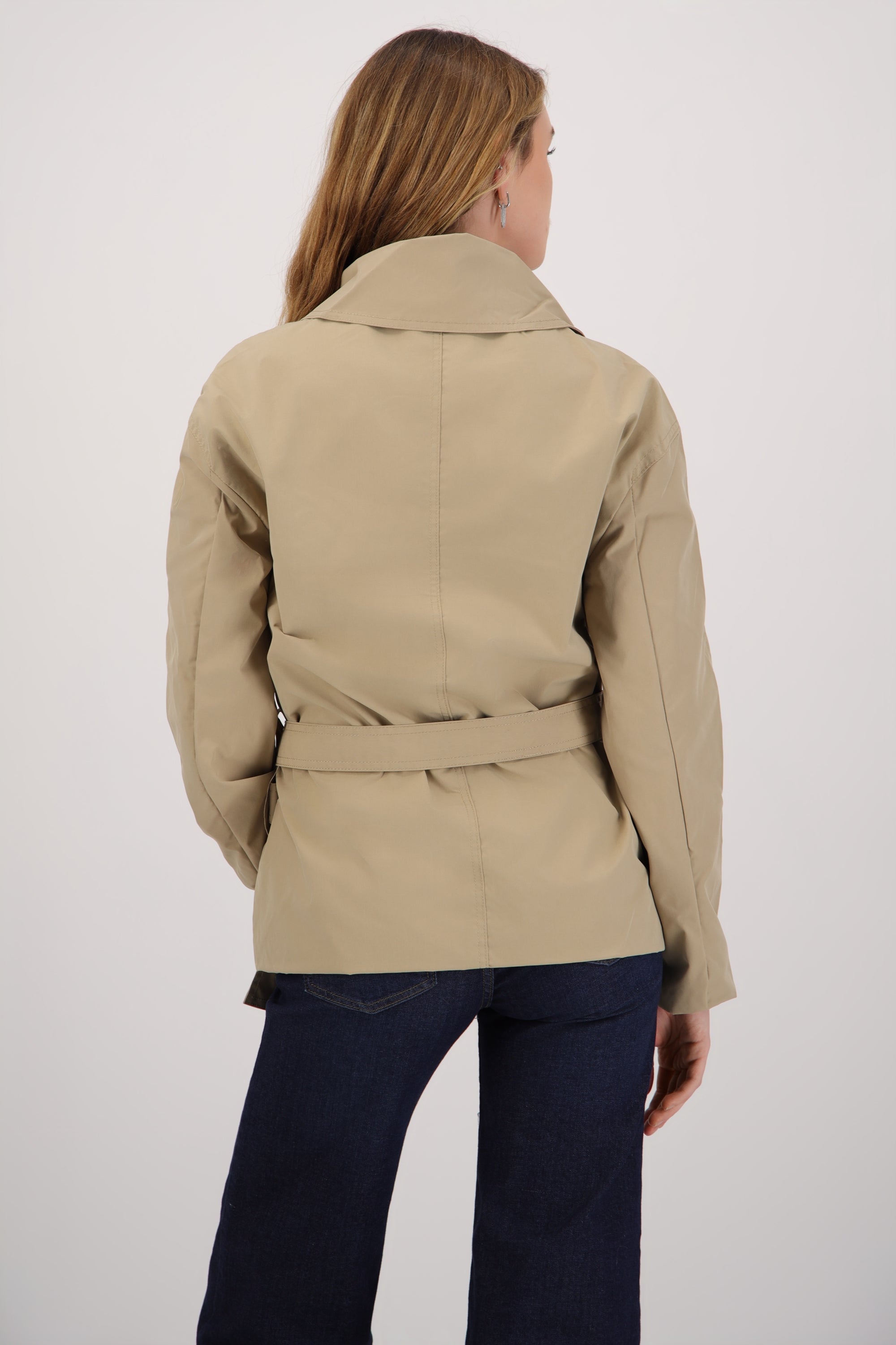 Gabardina corta cuello alto KHAKI