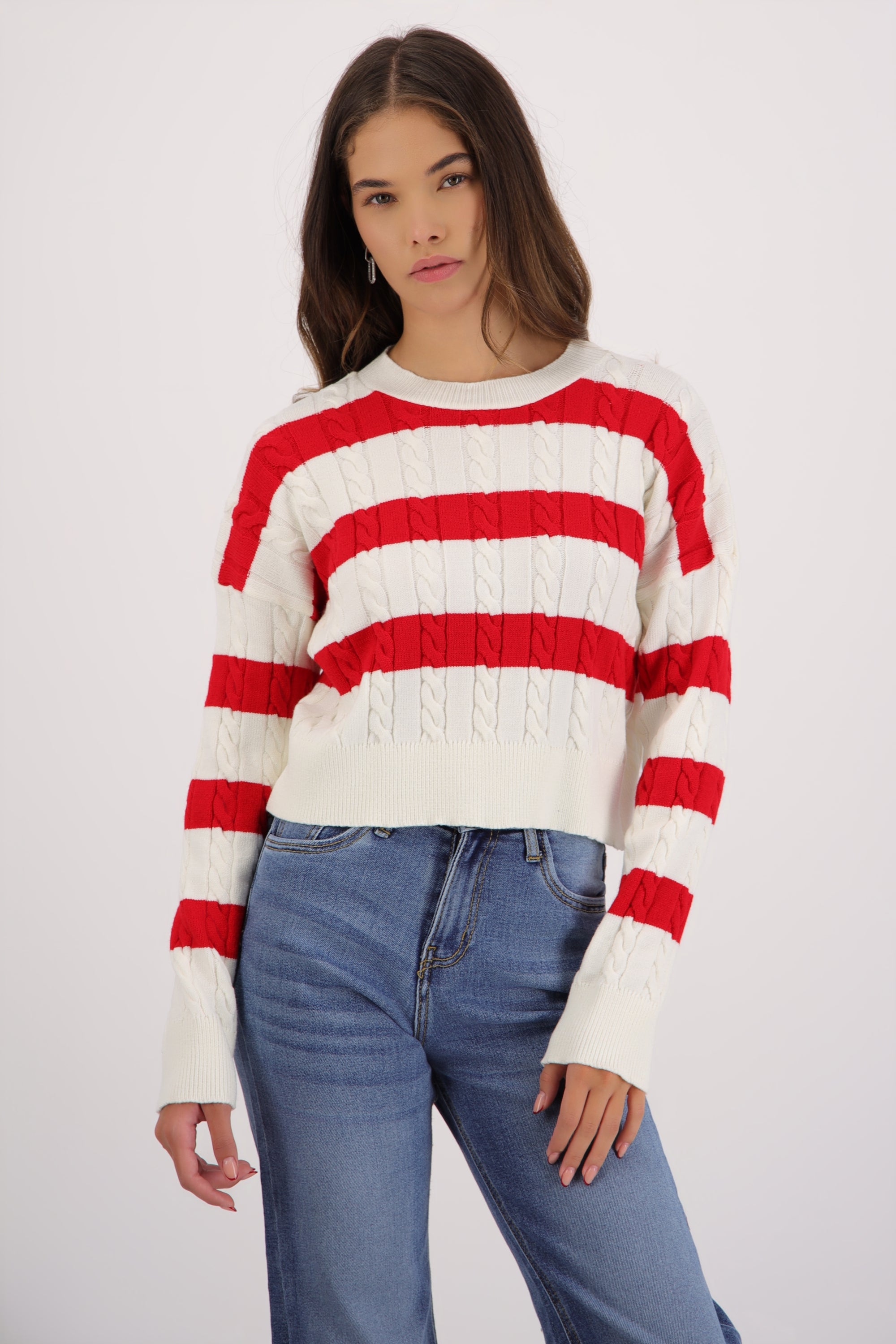 Suéter trenzado detalle líneas ROJO COMBO