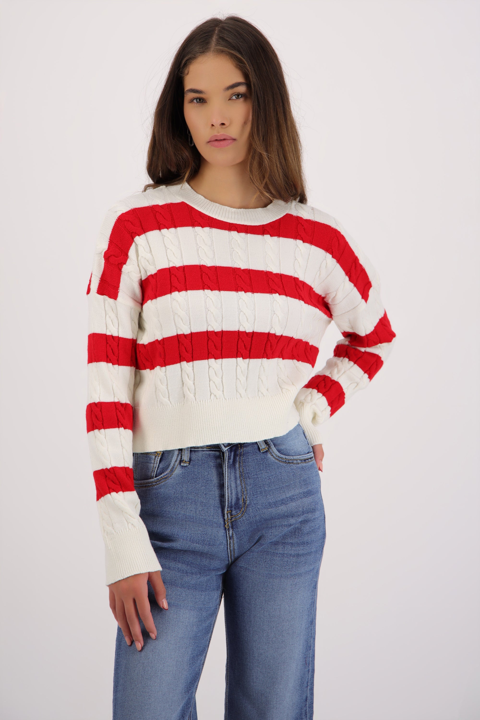 Suéter trenzado detalle líneas ROJO COMBO