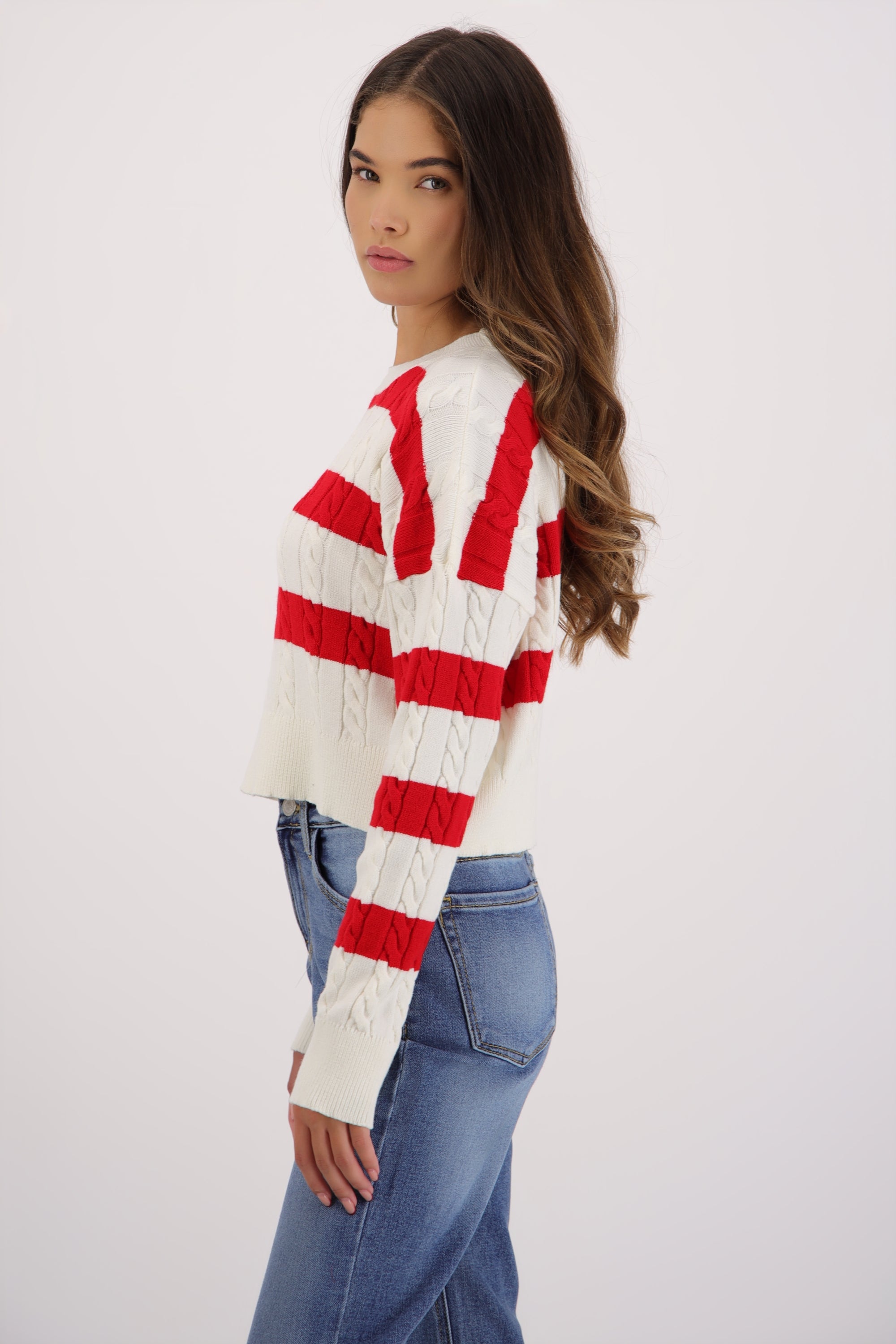 Suéter trenzado detalle líneas ROJO COMBO