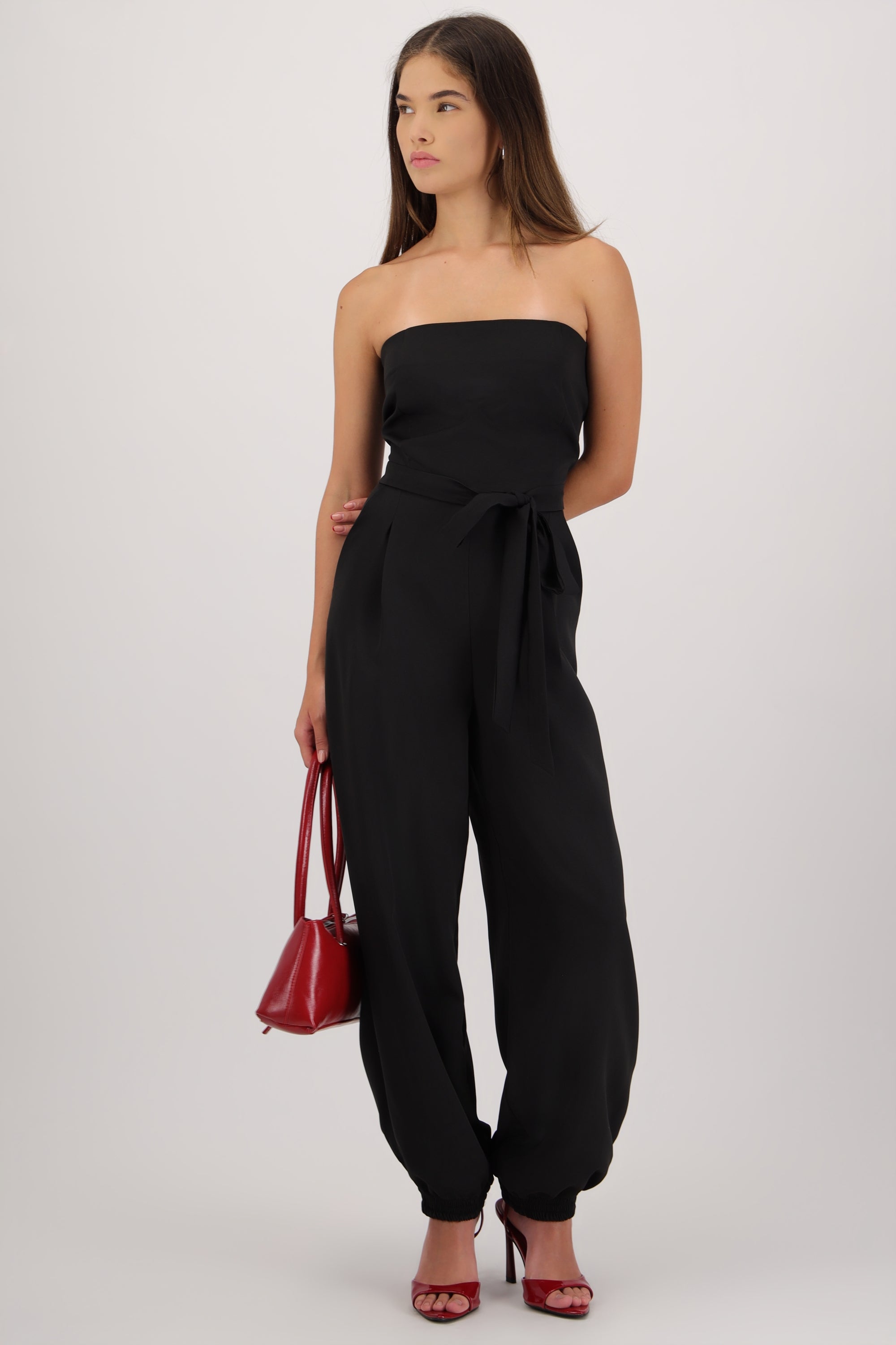 Jumpsuit strapless detalle globo NEGRO