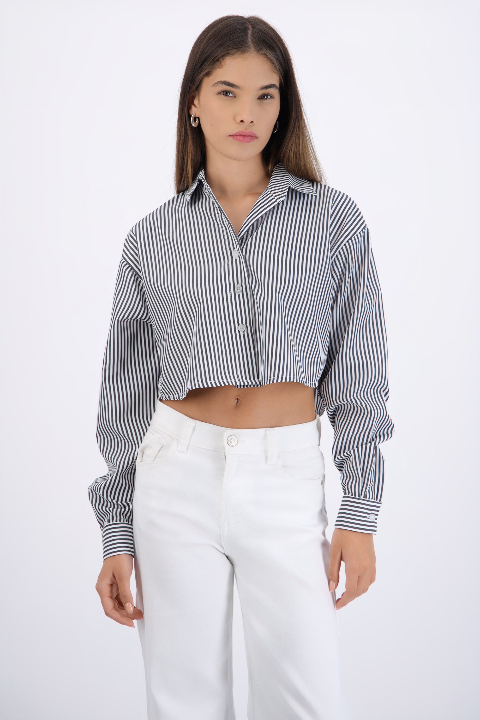 Camisa crop detalle espalda moño NEGRO COMBO