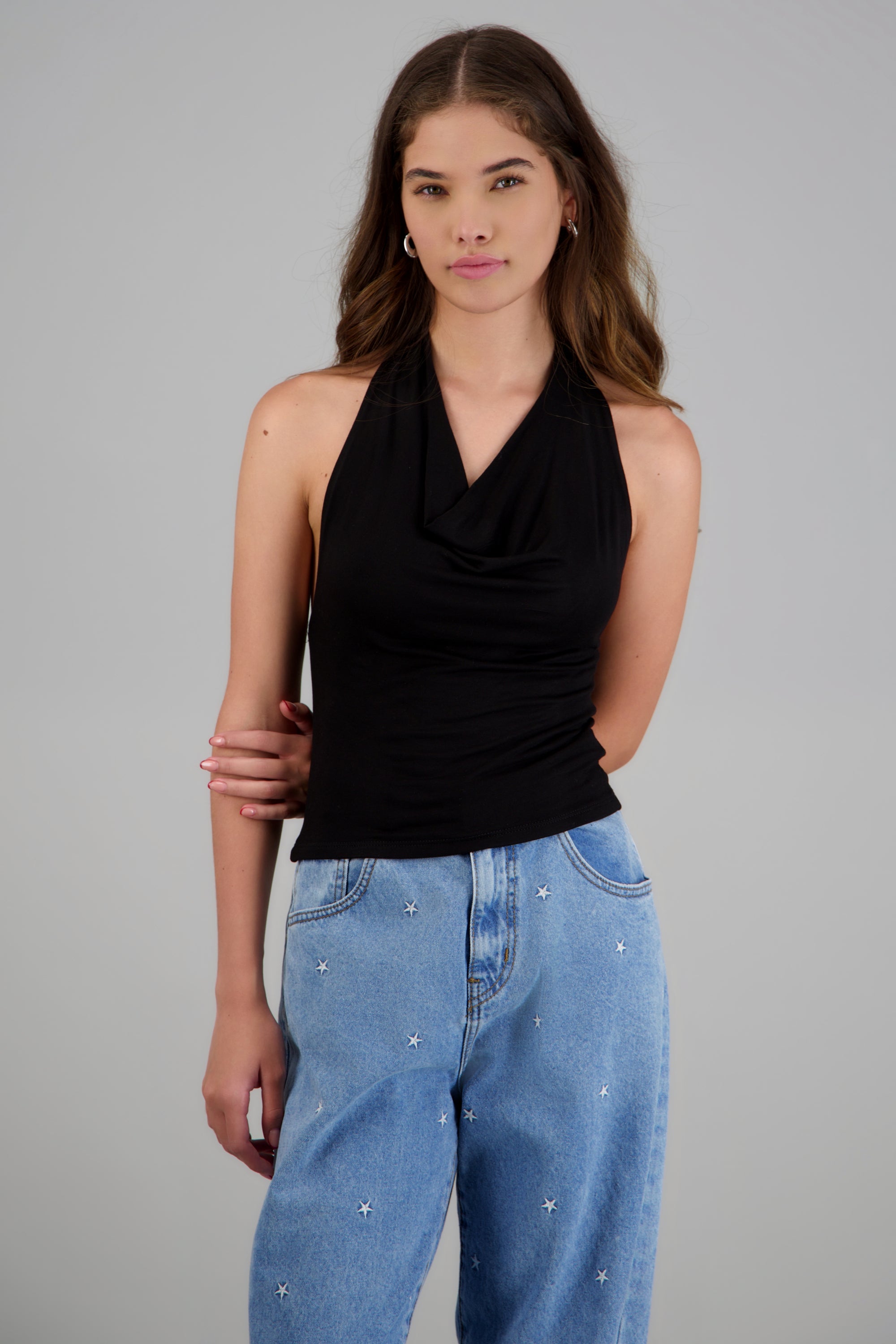 Top halter cascada tacto suave NEGRO