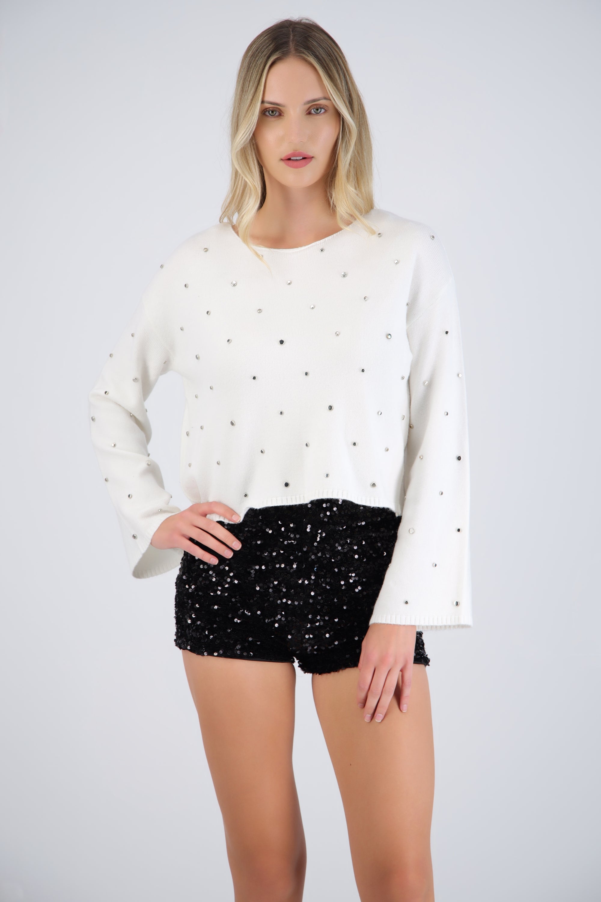 Suéter tejido con studs