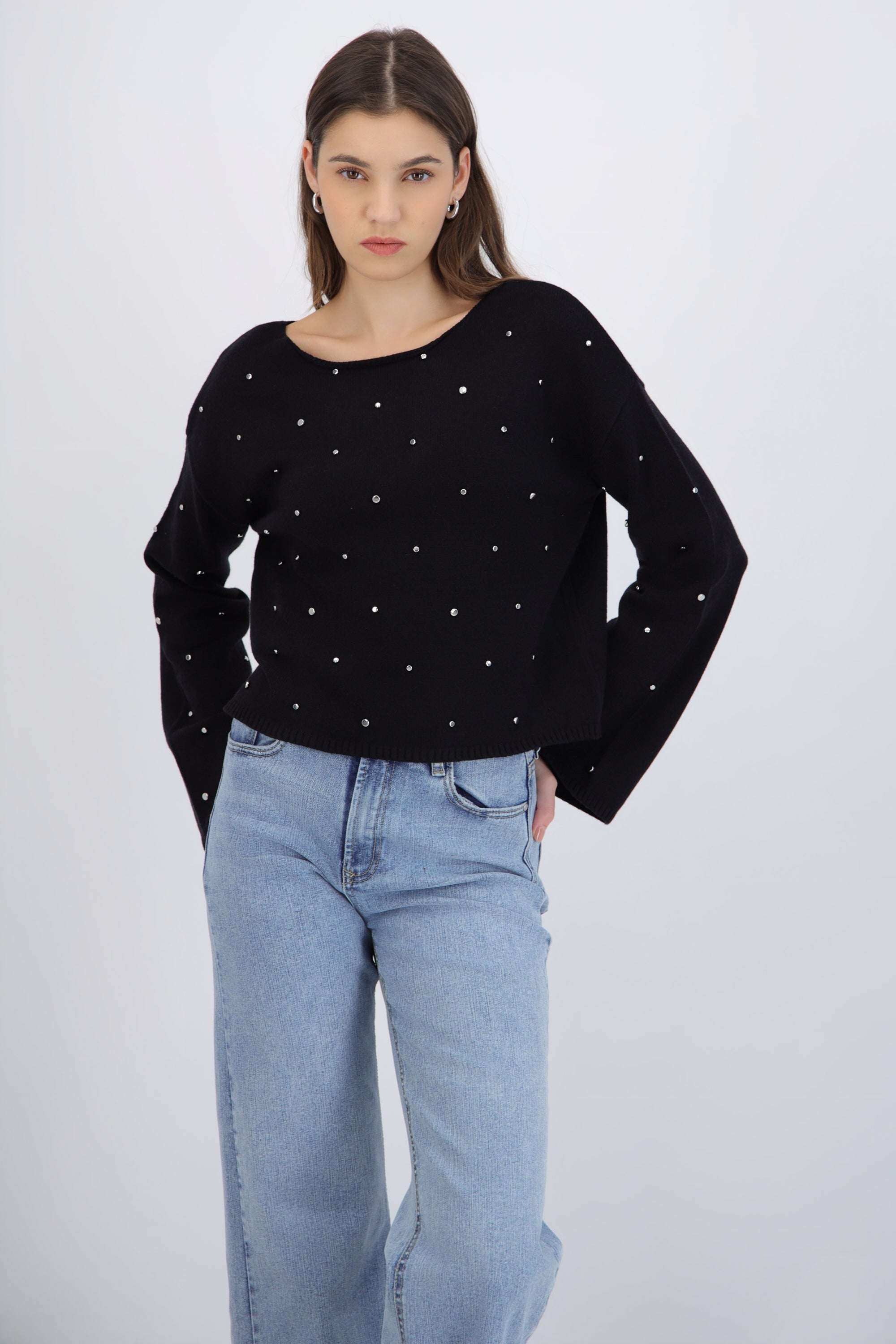 Suéter tejido con studs