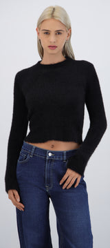 Suéter crop peluche
