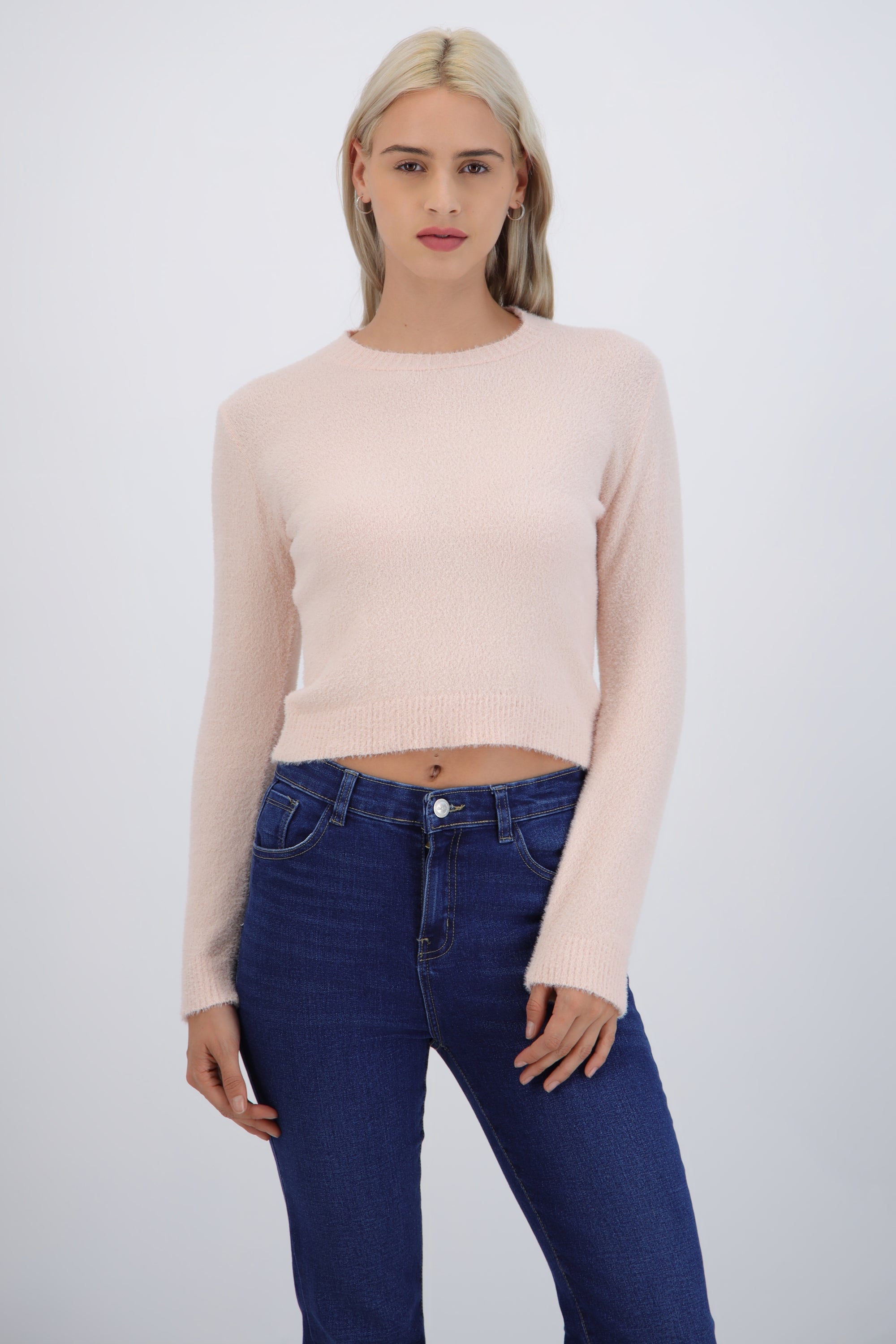 Suéter crop peluche