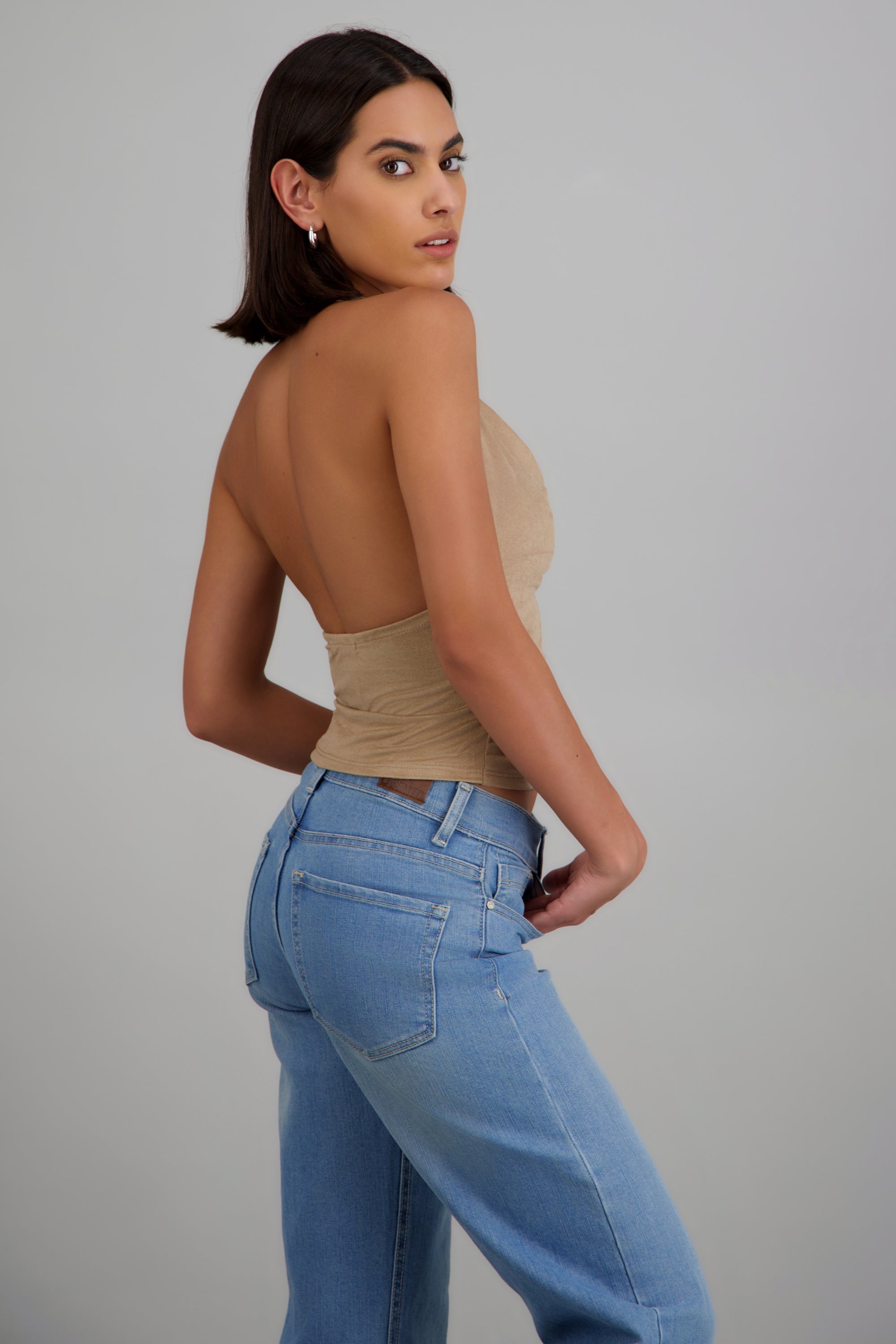 Top escote cascada halter suede BEIGE