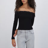 Top off shoulder detalle encaje