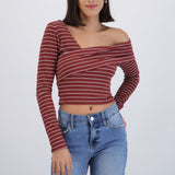 Top asimetrico off shoulder manga larga rayas