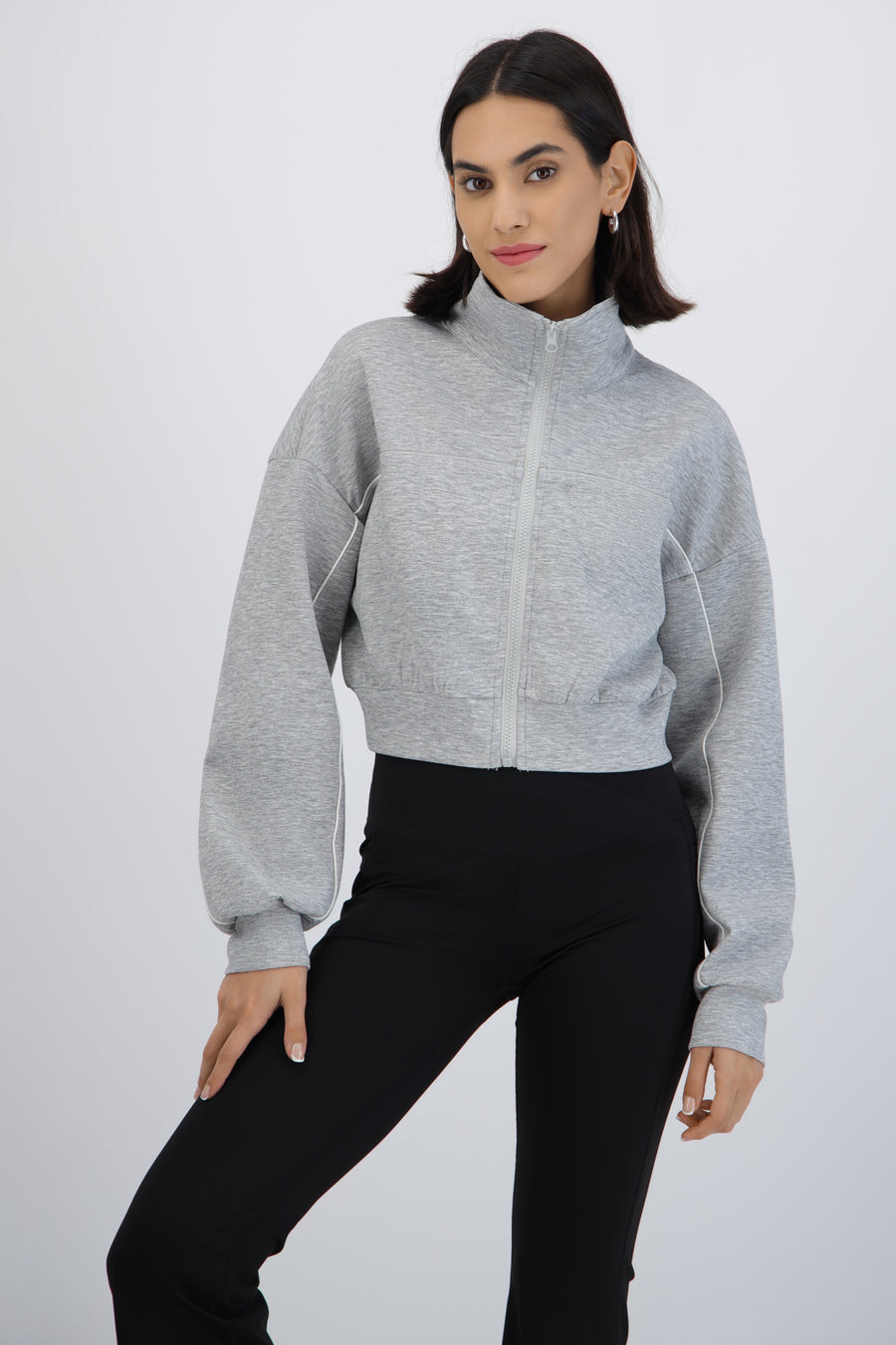 Sudadera con constraste lineas
