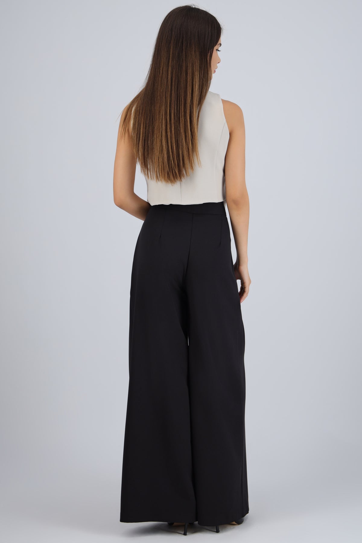 Pantalón amplio detalle pretina NEGRO