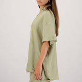 APPLE GREEN