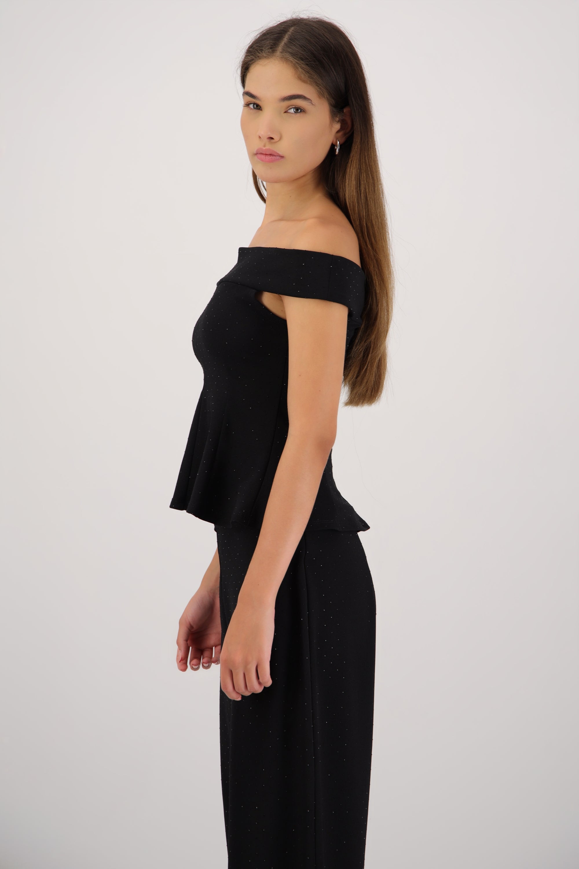Top off shoulder detalle brillos NEGRO