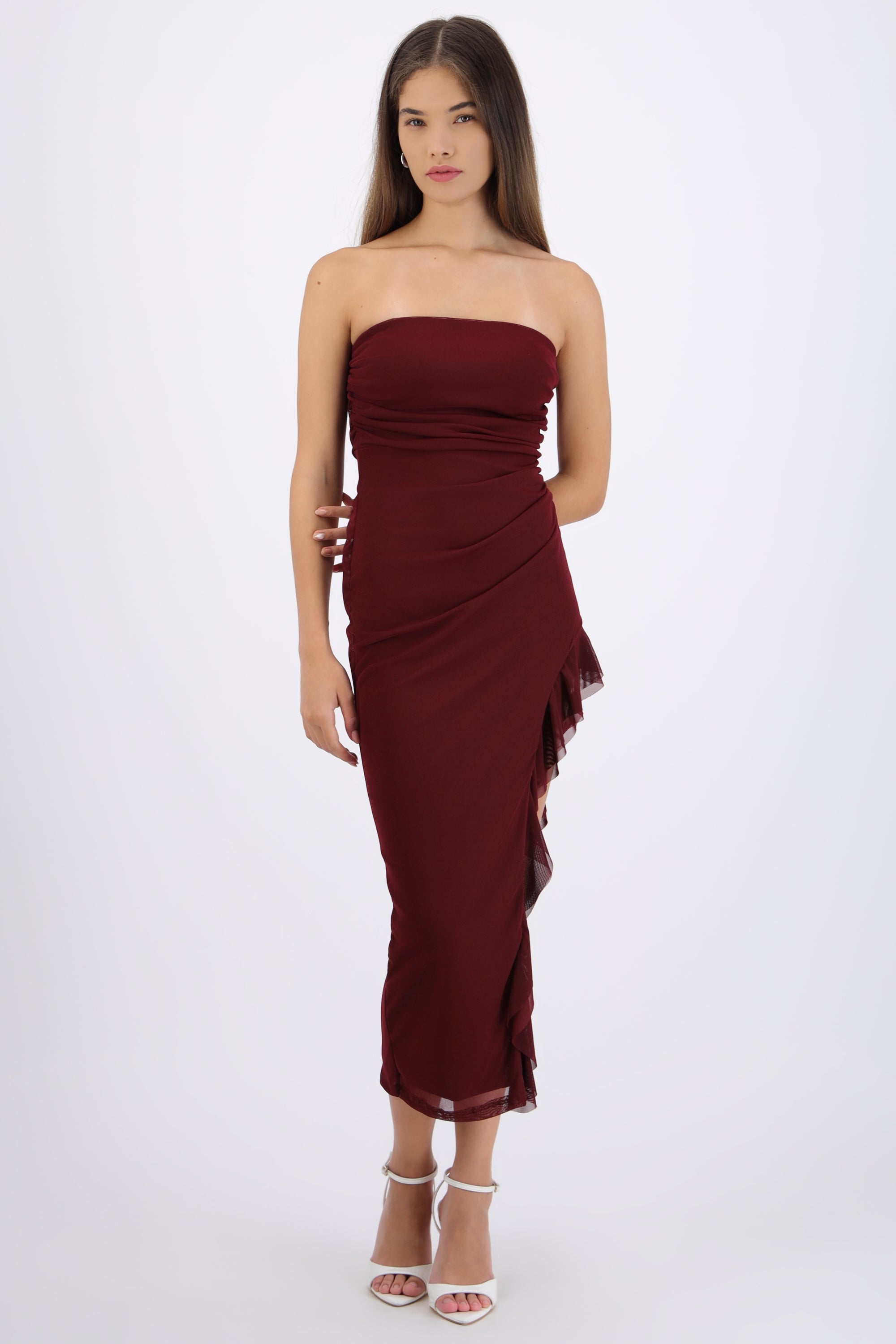 Vestido maxi bandeau mesh drapeado con abertura