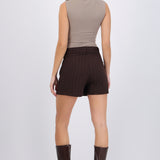 Short pinzas con lazo