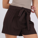 Short pinzas con lazo