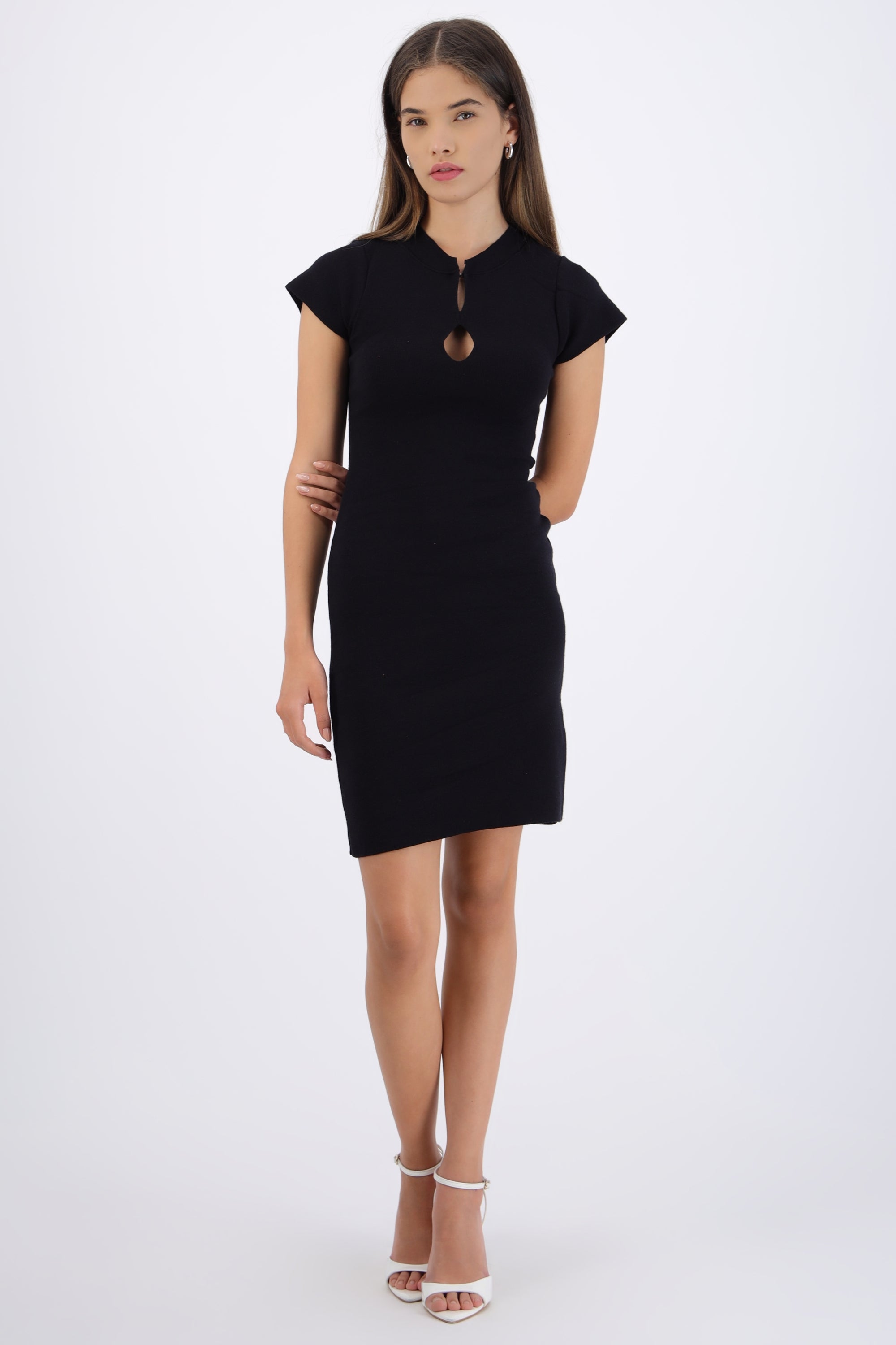 Vestido manga corte abertura escote NEGRO