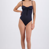 Traje de mao satin copas plisadas