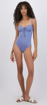Traje de mao satin copas plisadas