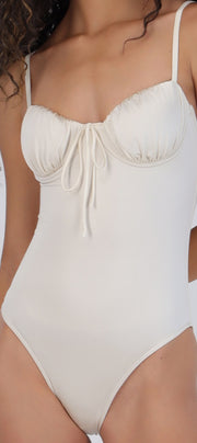 Traje de mao satin copas plisadas