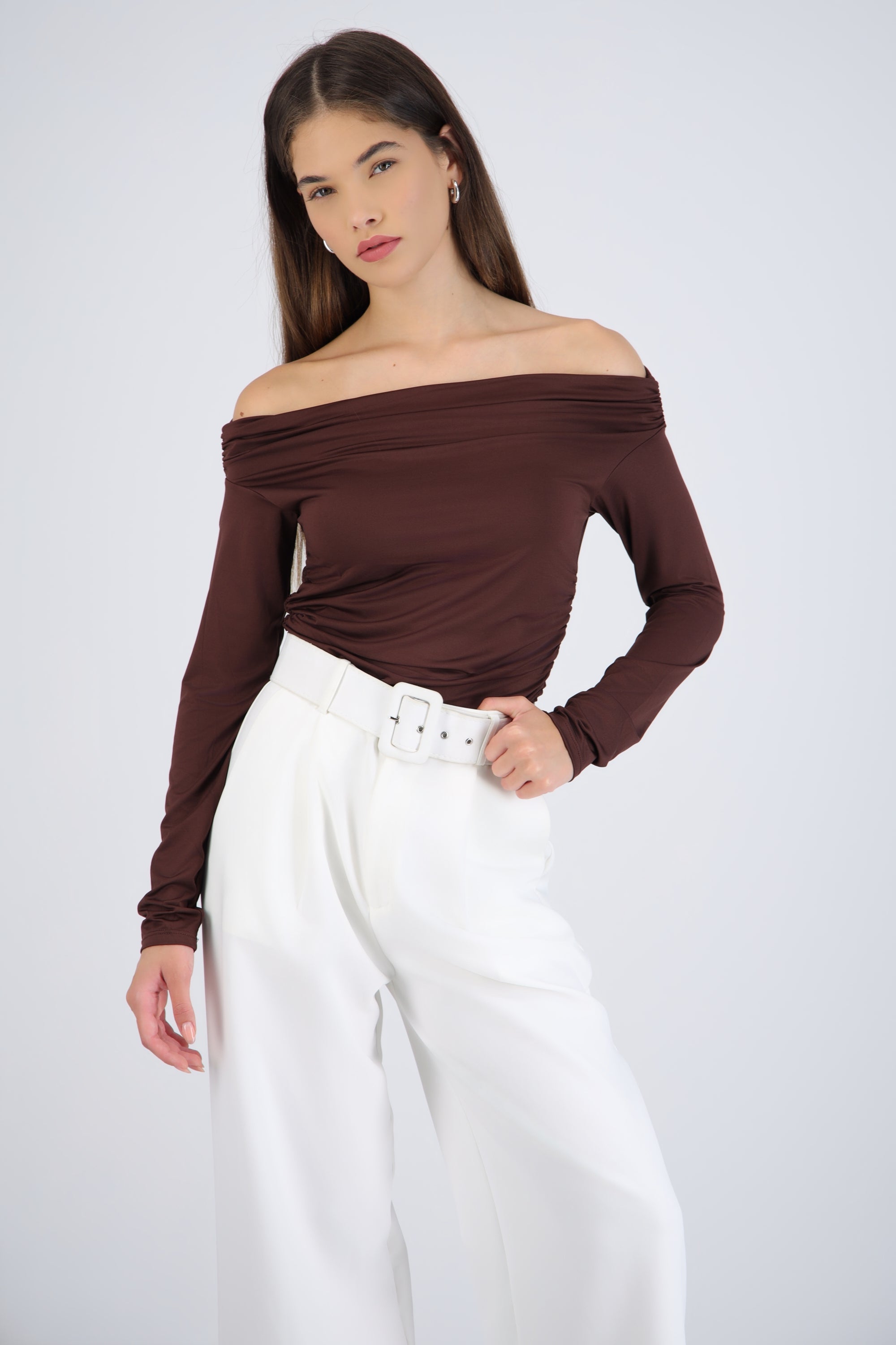 Bodysuit manga larga costados plisados