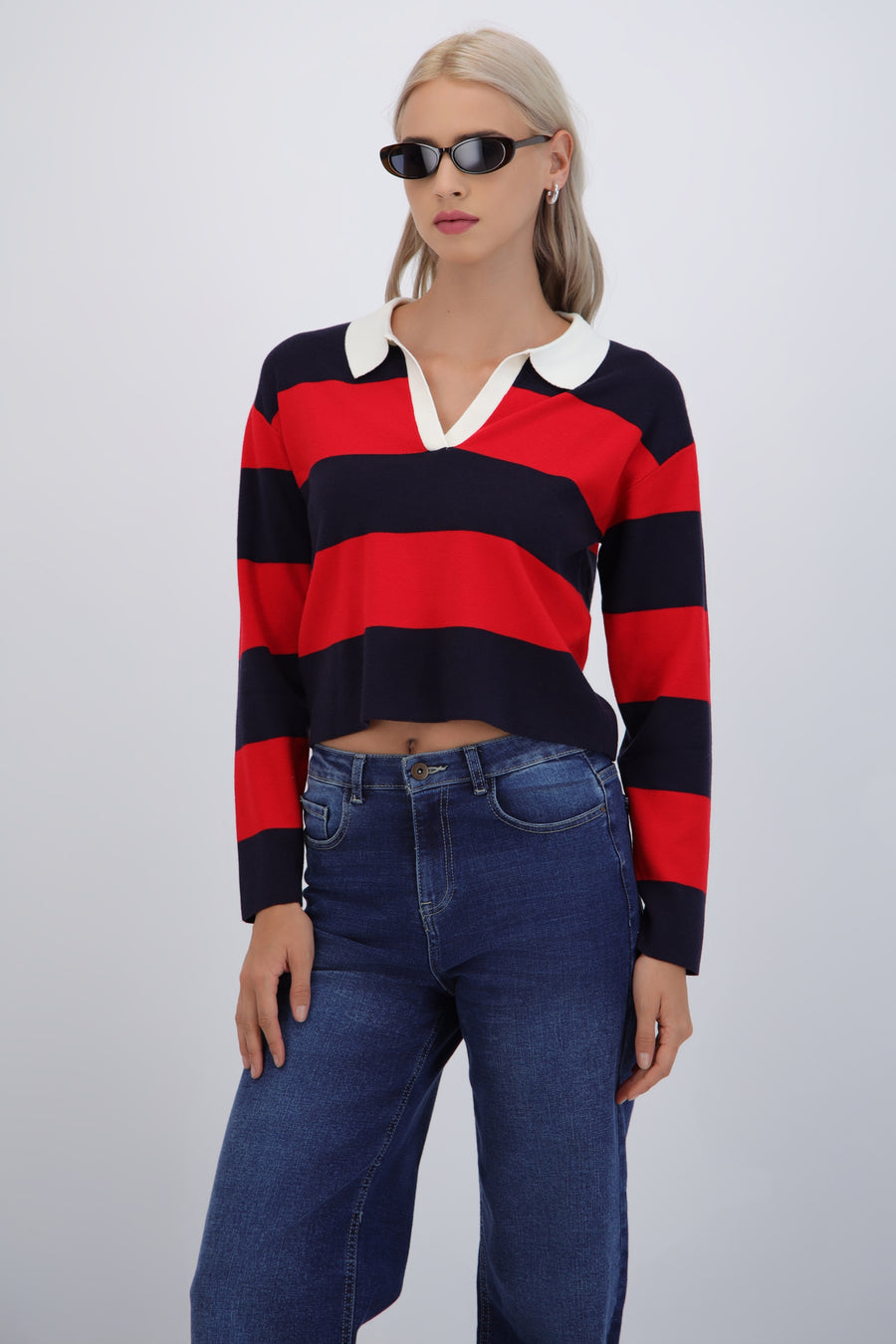 Suéter ligero polo rayas