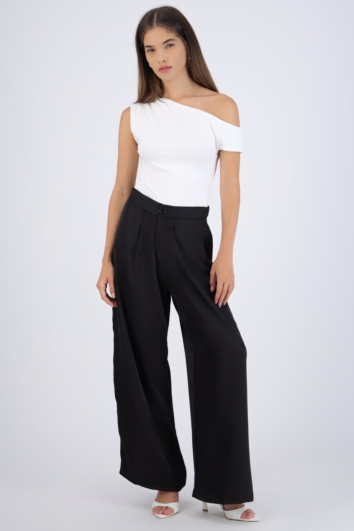 Pantalón satinado wide leg NEGRO