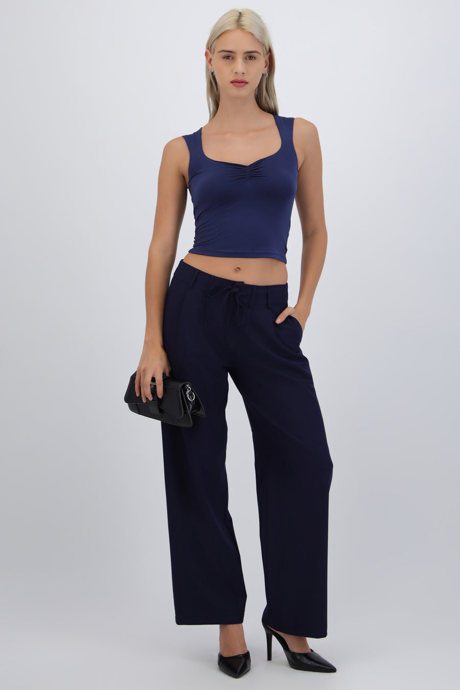 Pantalón wide leg detalle jareta