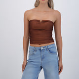 Top drapeado strapless