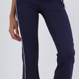 Pantalón deportivo contraste