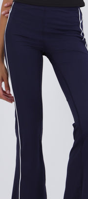 Pantalón deportivo contraste