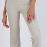 Pantalón deportivo contraste