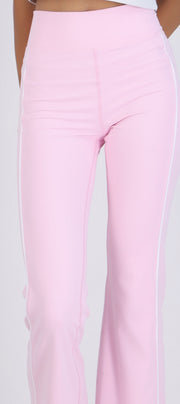Pantalón deportivo contraste