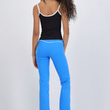 Pantalón deportivo contraste