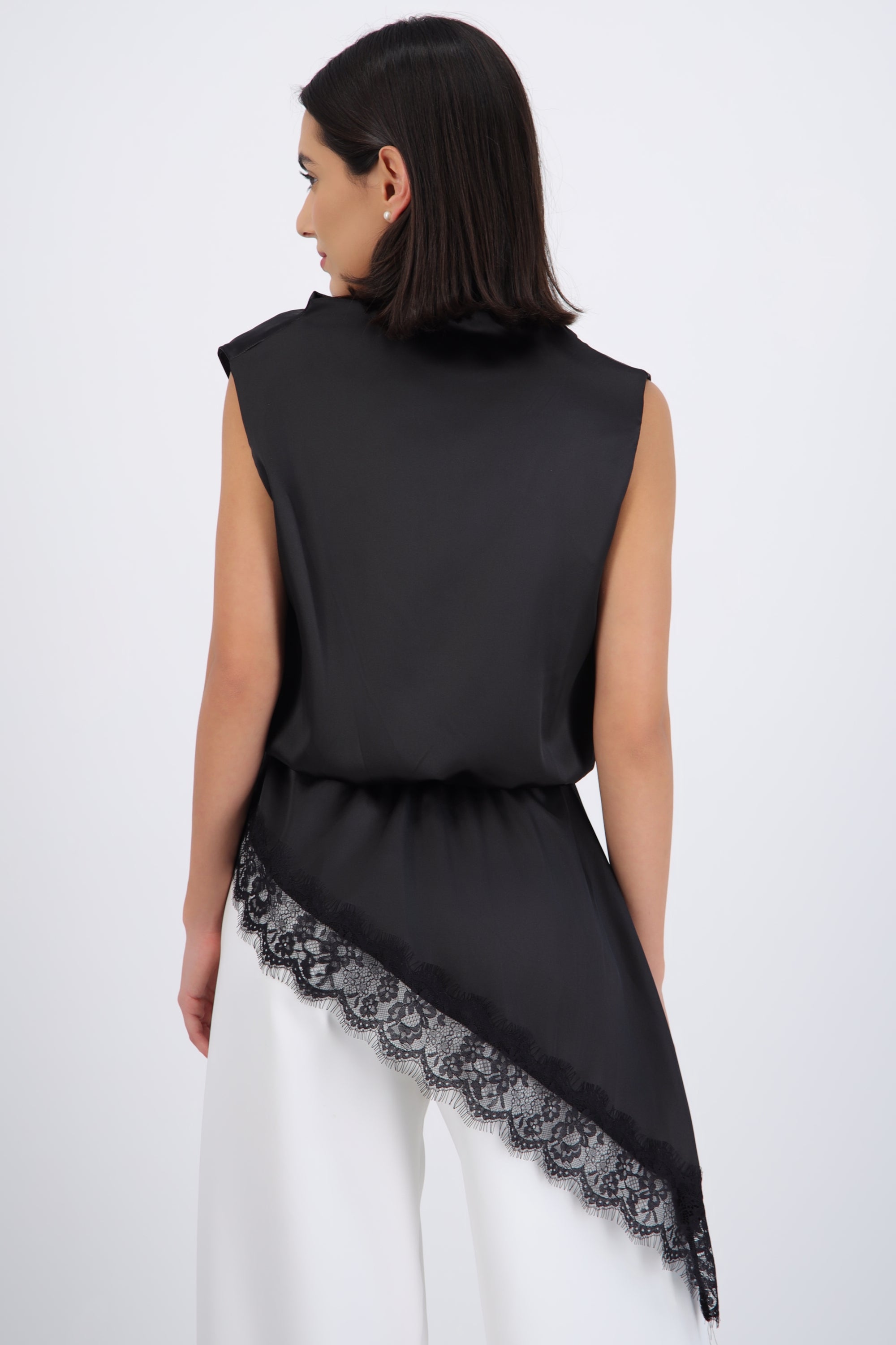 Vestido mini satin con encaje
