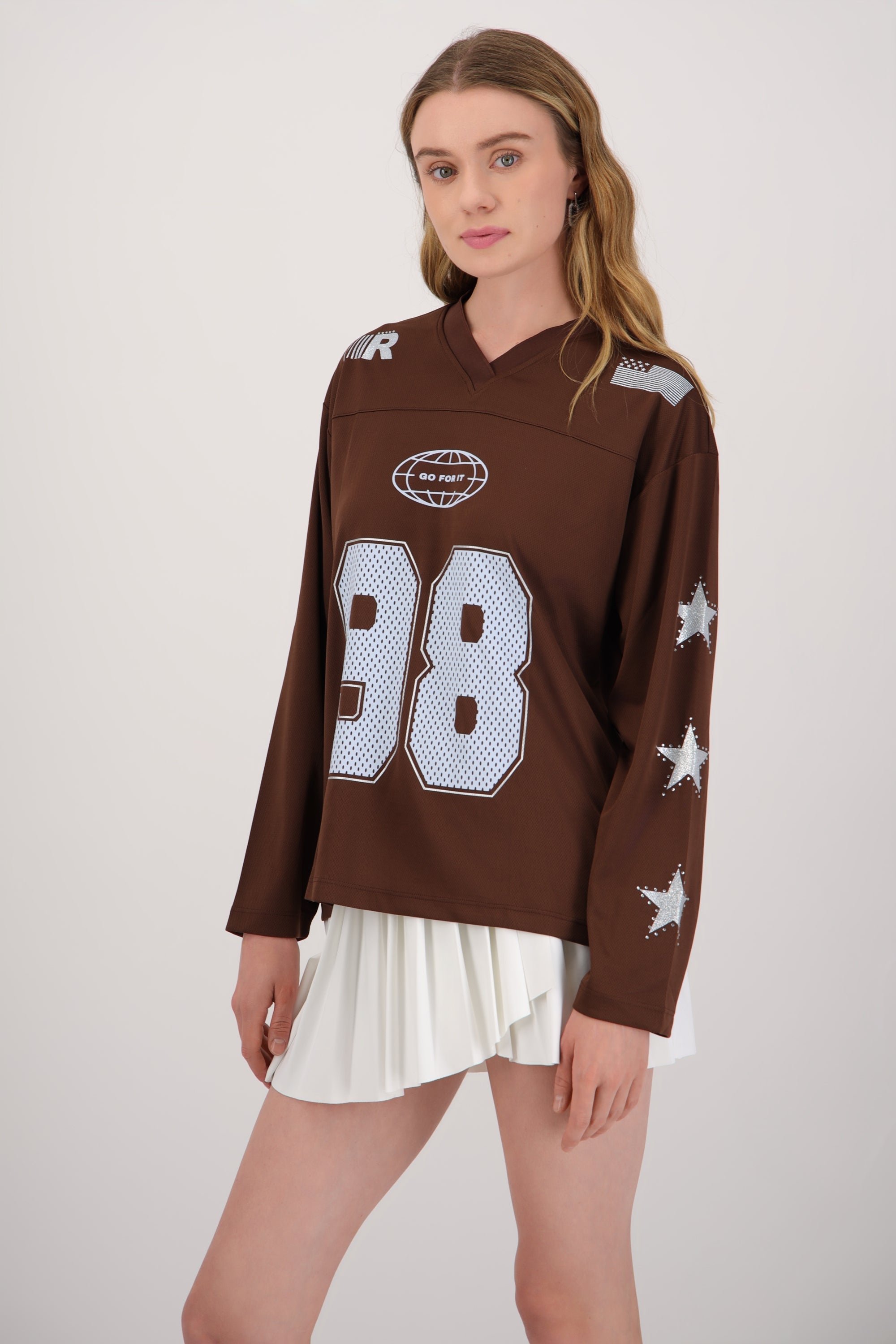 Playera manga larga jersey estampado CHOCOLATE