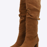 Bota alta slouchy gamucina