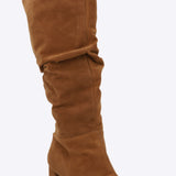 Bota alta slouchy gamucina