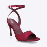 Tacón alto peep toe satin