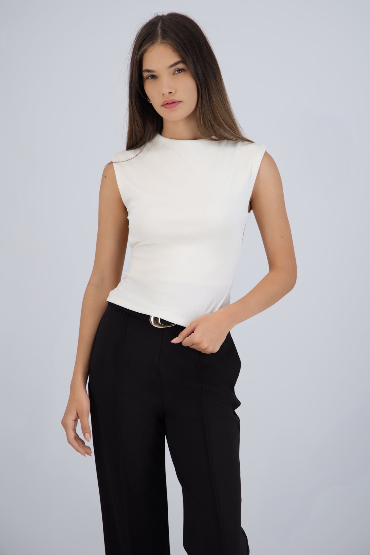 Top cuello alto rib HUESO