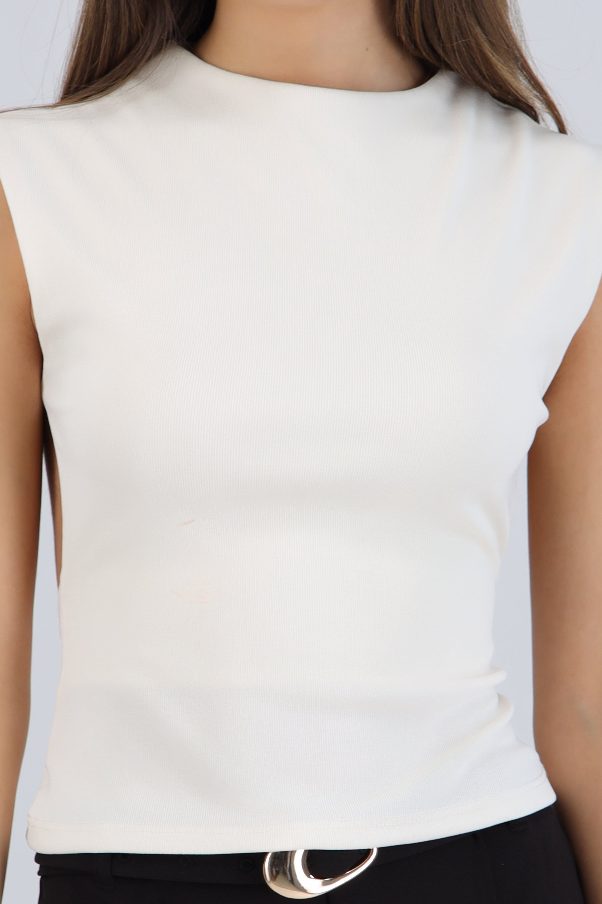 Top cuello alto rib HUESO