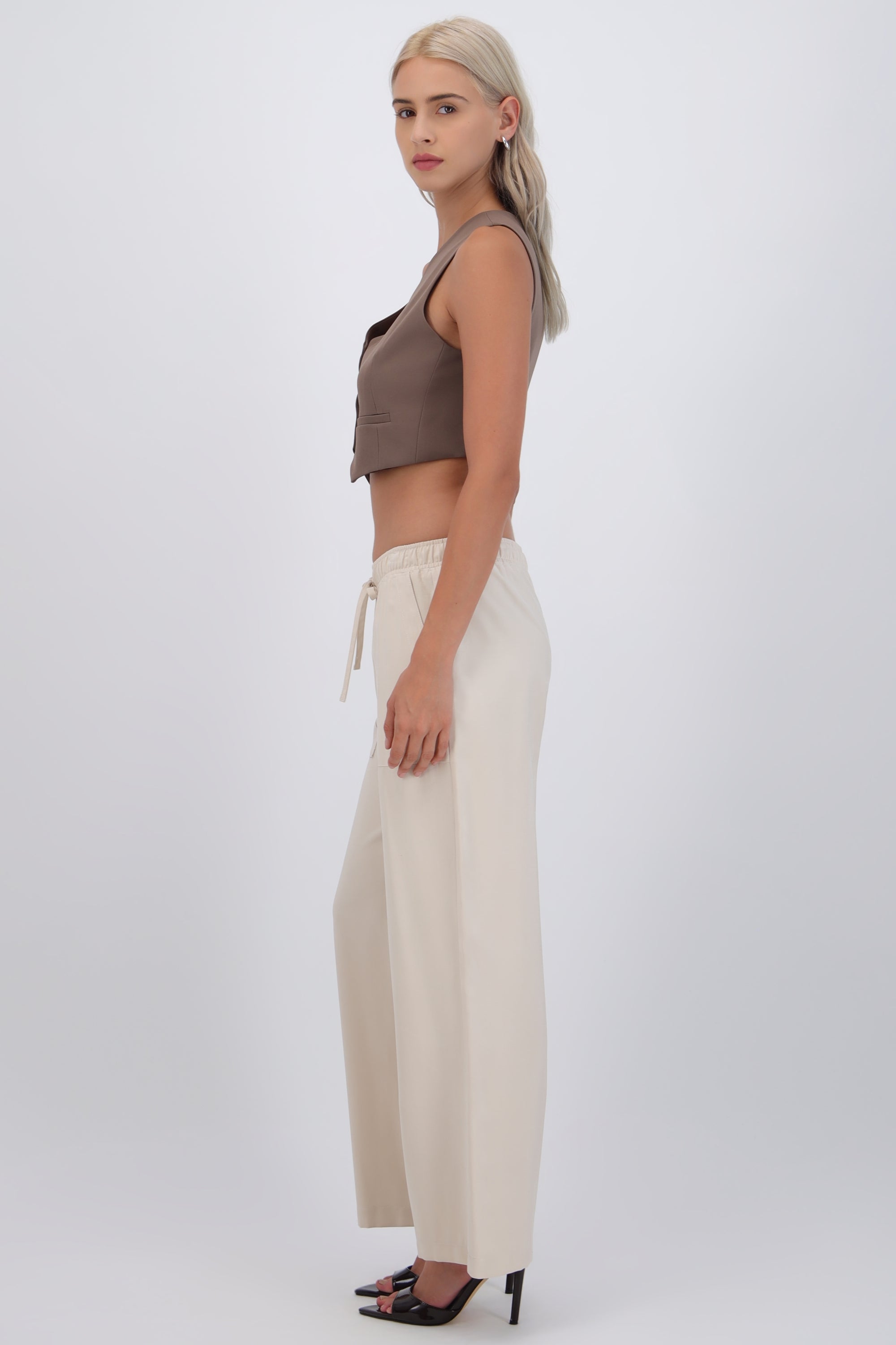 Pantalón fluido tacto suave ARENA