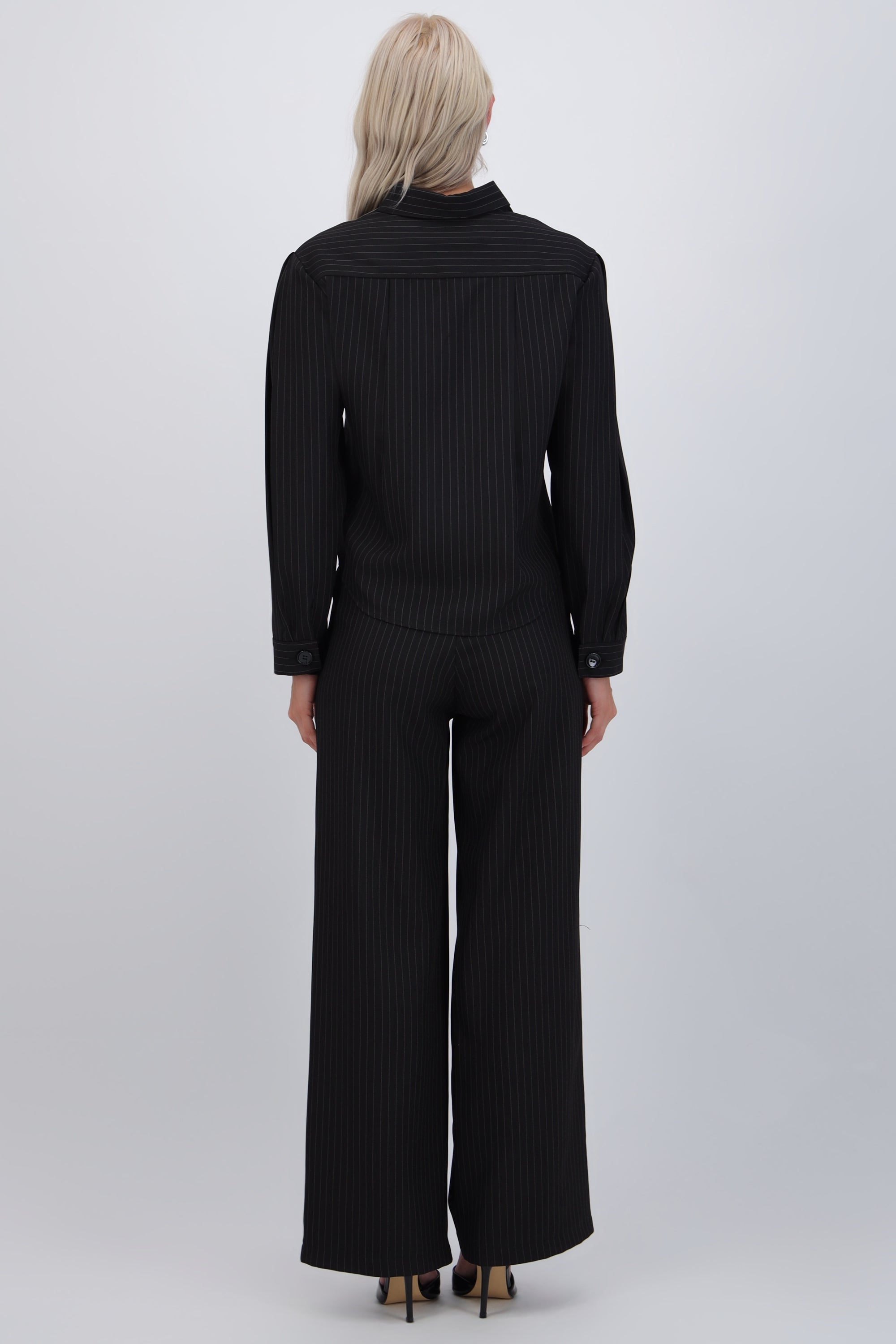 Pantalón pinzas rayas