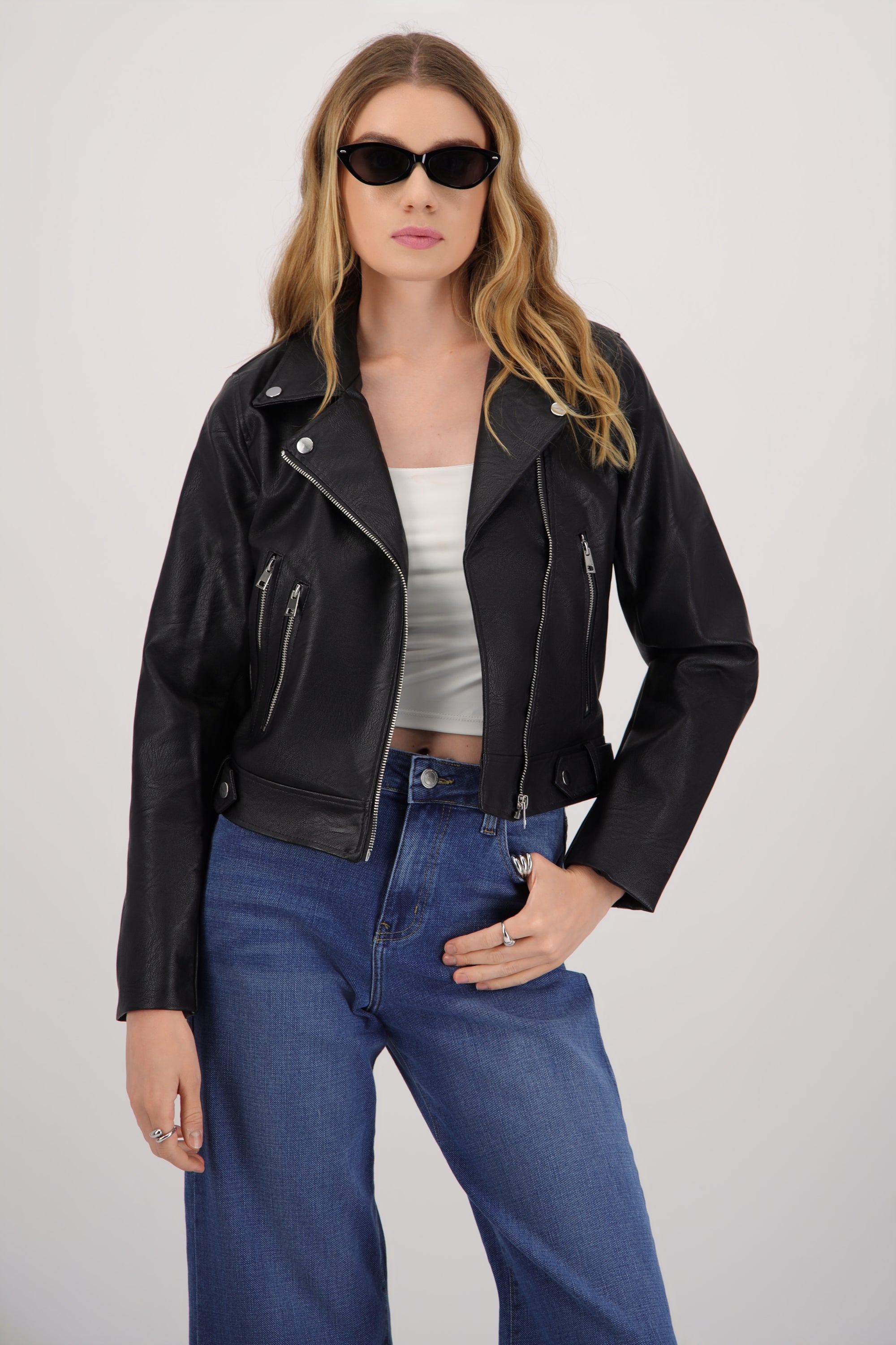 Chamarra PU biker detalle cierres NEGRO