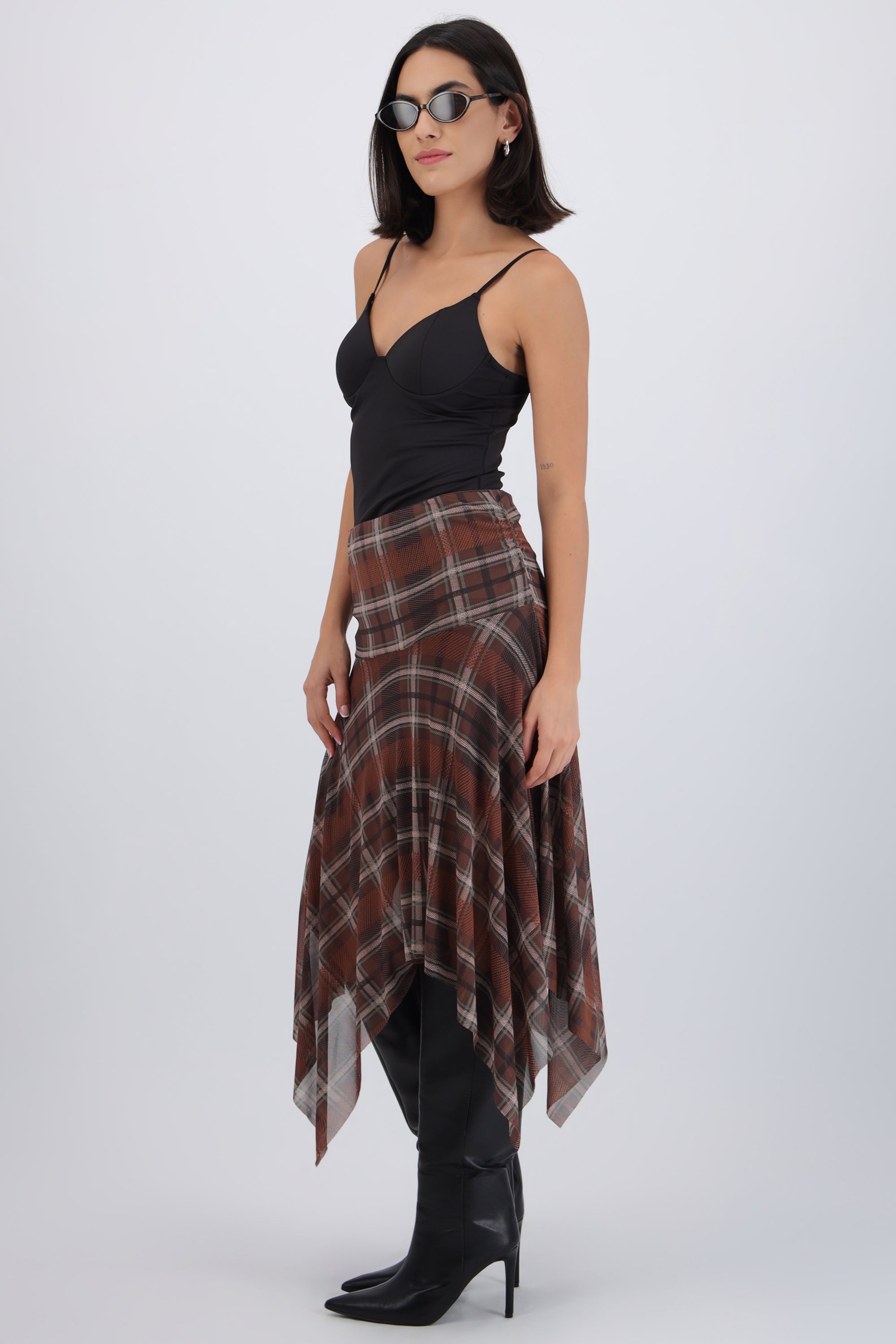 Falda midi estampado cuadros
