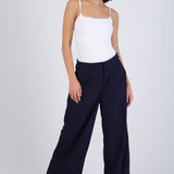 Pantalón amplio detalle pretina alta