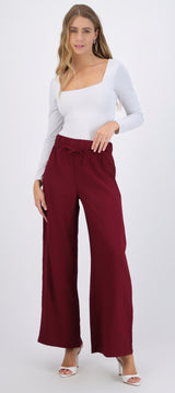 Pantalón amplio detalle cinturón mini